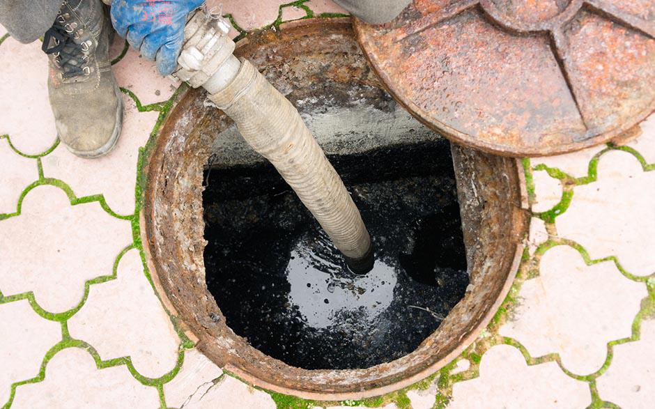entreprise débouchage canalisation Ivors
