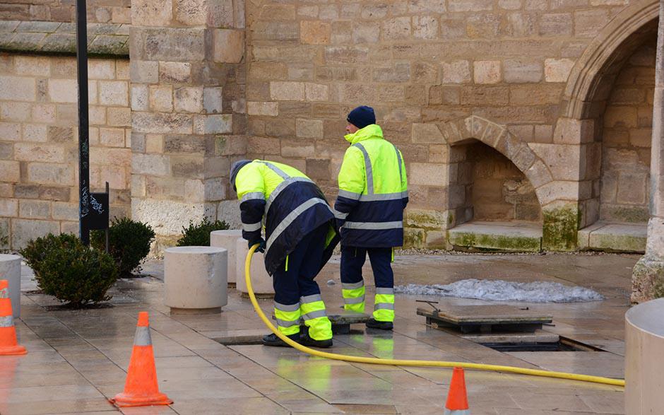 entreprise débouchage canalisation Ivors